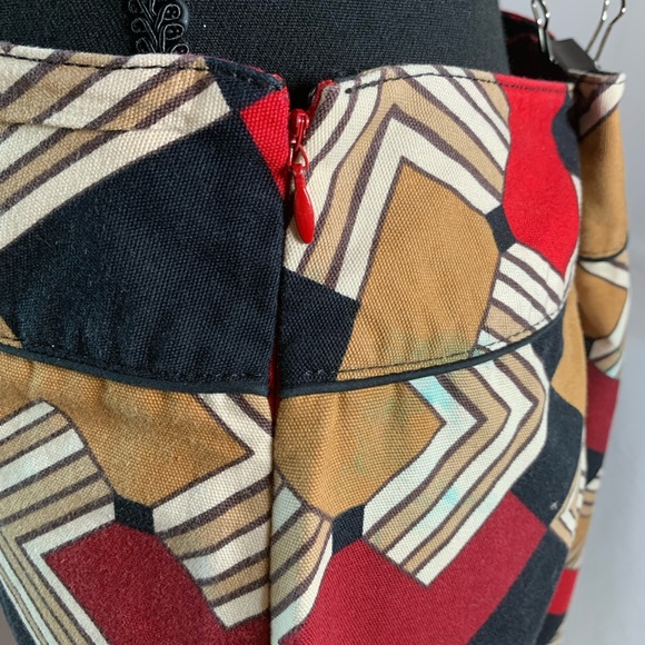Ann Taylor Loft skirt color block geometric print, size 14 petite - Picture 7 of 12